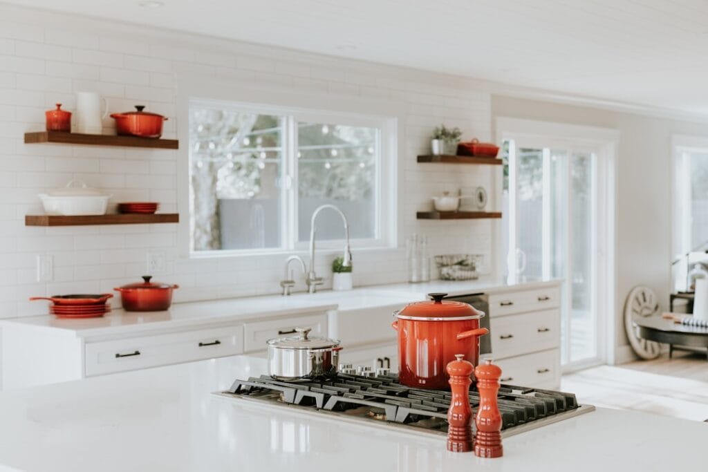 Photo Cleaned kitchen
